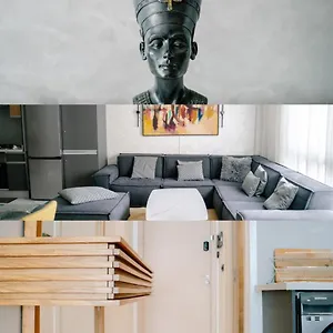 Location, 2 Minute To Casablanca